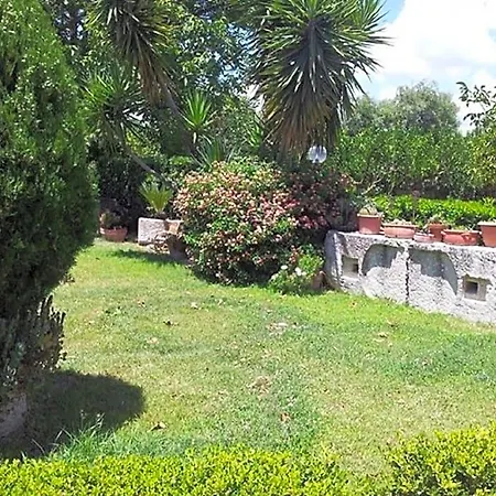 Bed and breakfast Paola 3*