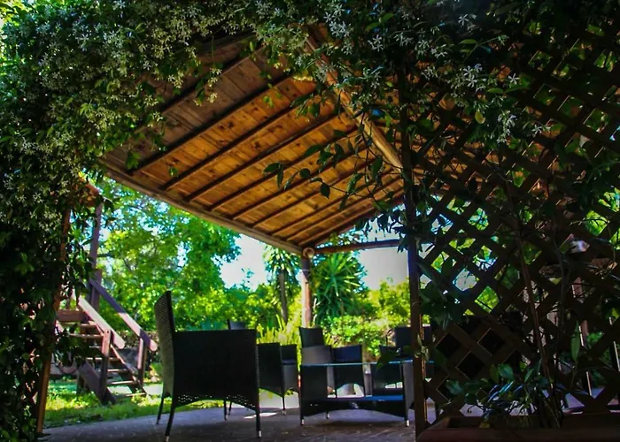 לינה וארוחת בוקר Paola